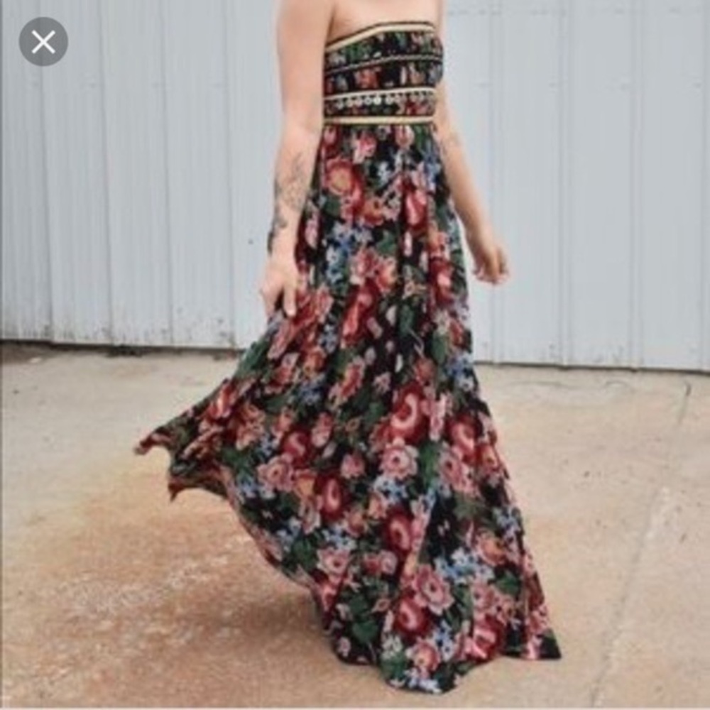 Marchesa Pearl Floral Gypsy Dress - used